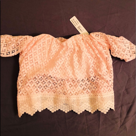 🌸HOST PICK🌸Off the Shoulder Lace Tube Top - Picture 3 of 6